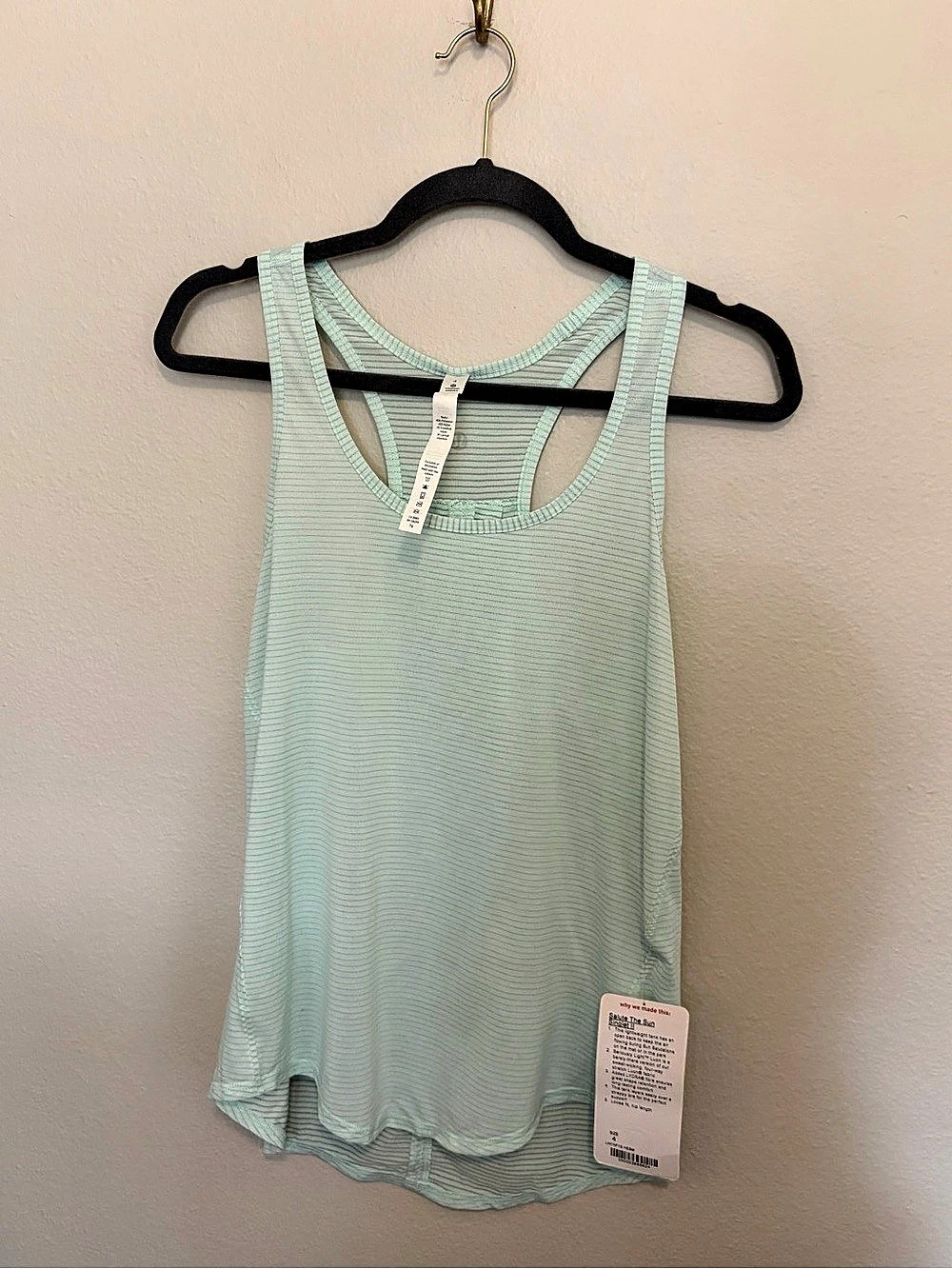 lululemon Salute the Sun Singlet Tank Top in Green Size 4 NWT